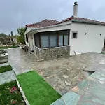 Paradise Of Meteora B
