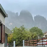 Paradise Of Meteora B *
