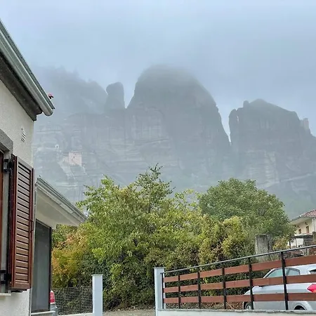 Paradise Of Meteora B *