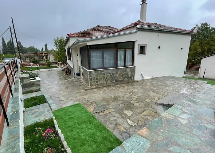 Paradise Of Meteora B