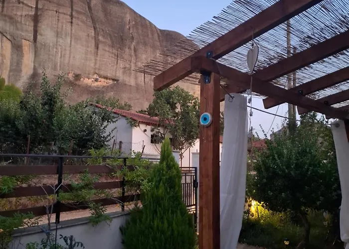 Paradise Of Meteora B *